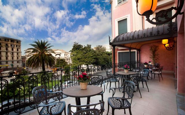Continental Genova Hotel