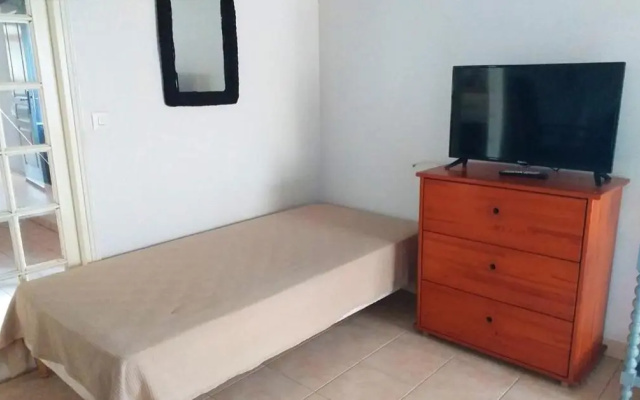 Maison d'une chambre avec jardin clos et wifi a Sigogne