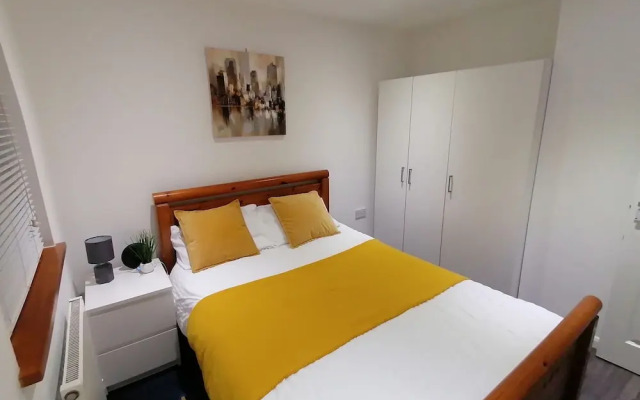 Charming 1-bed Apartment in Coventry