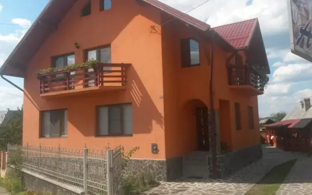 Pensiunea Adi Sapinta