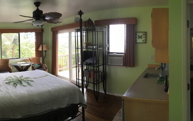 Marjorie's Kauai Inn, a bed and breakfast