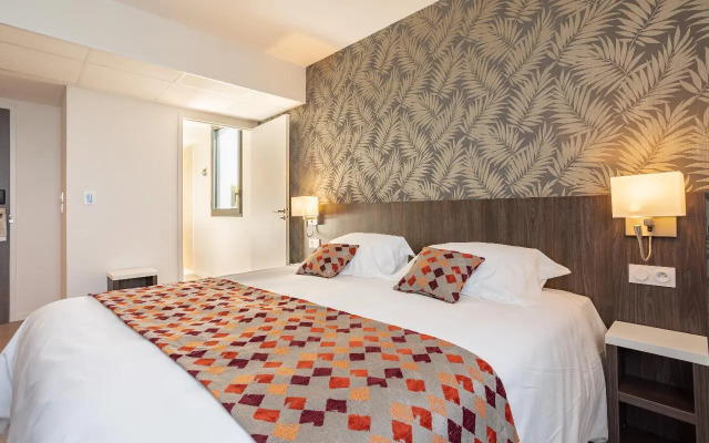 Brit Hotel - Hotel de l'Hippodrome