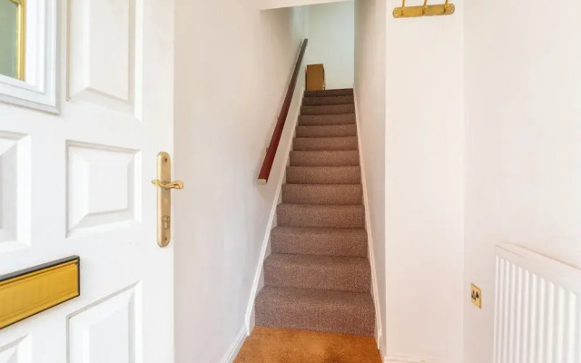 Charming Cosy Coach House in Fishponds, Bristol