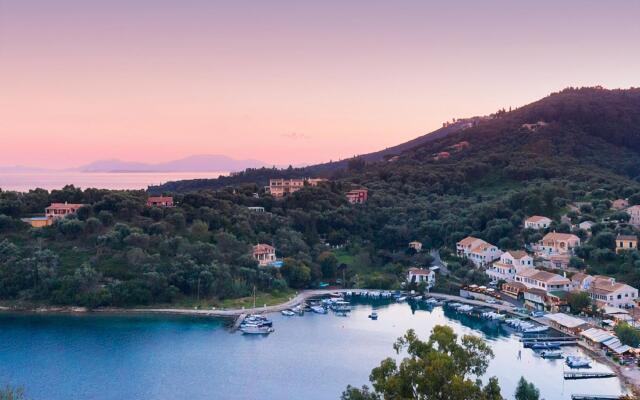 Villa Nafsika in St Stefanos Bay