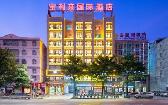 Polaris International Hotel