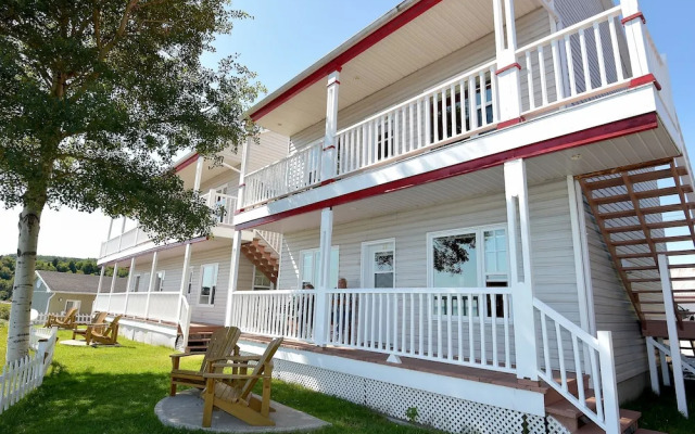 Motel Les Chalets Bo-Fleuve