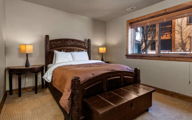 Stillwater Shores 1273 5 Bedroom Townhouse by RedAwning