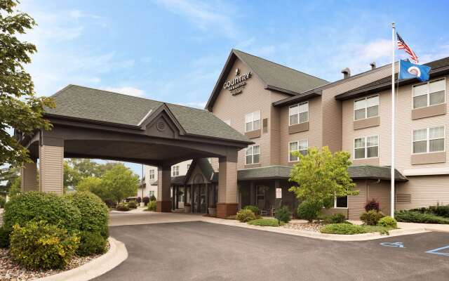 Country Inn & Suites by Radisson, St. Cloud East, MN