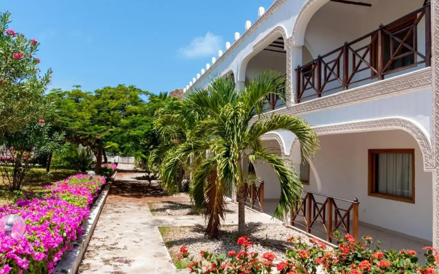 Twiga Beach Resort