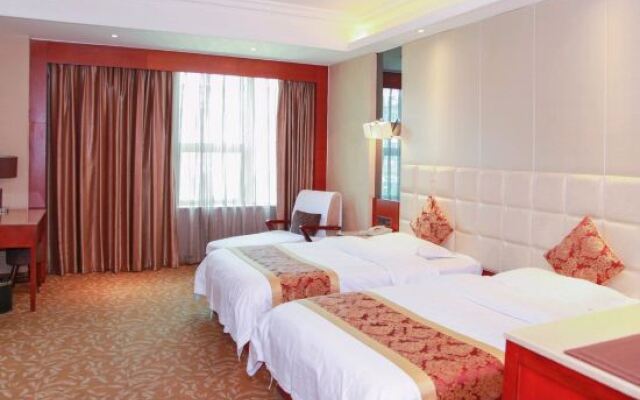 Tianshang Renjian Hotel (Yueyang Food Street)