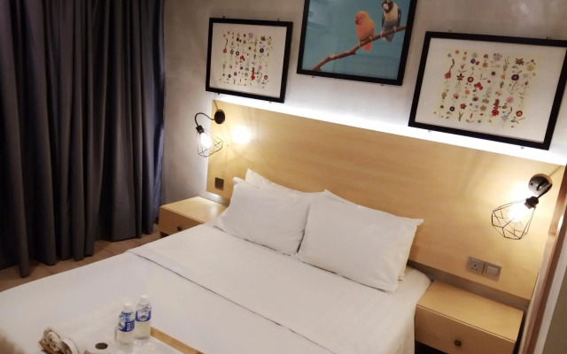 OYO 417 Raintree Boutique Hotel