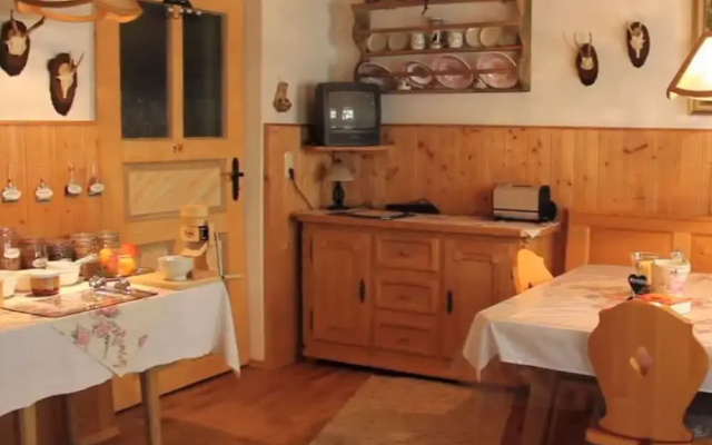 Holiday Apartment Waxenstein