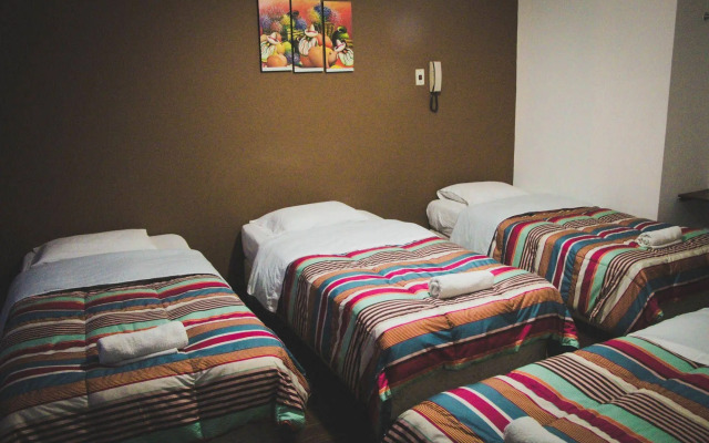 Tupac Hostel - Lima Airport