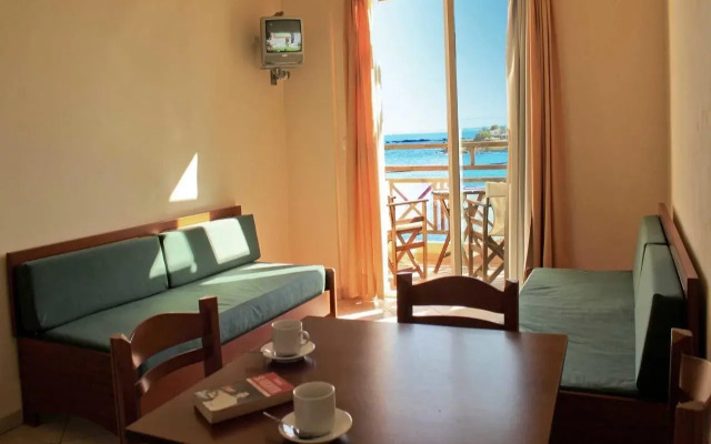 Porto Kalamaki Hotel