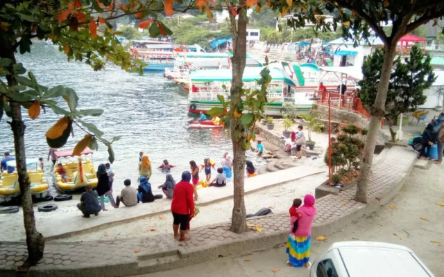 Hotel Pandu Lakeside Tuktuk