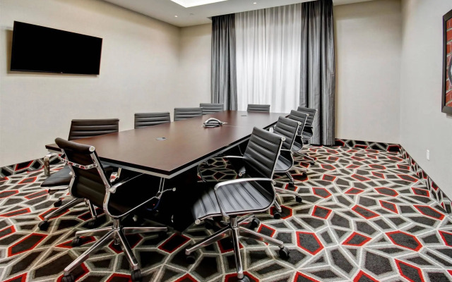 Hampton Inn & Suites by Hilton Grande Prairie