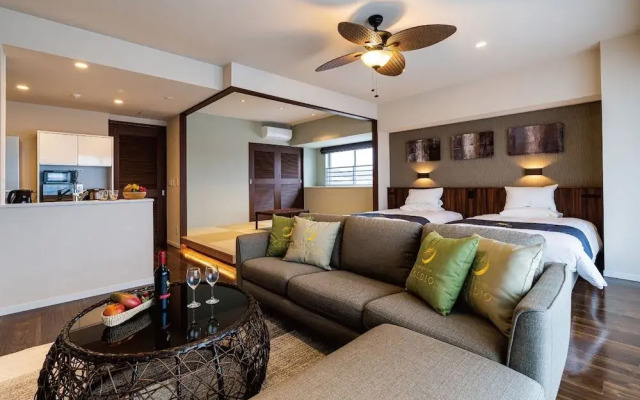 Aqua Palace Chatan by Coldio Premium