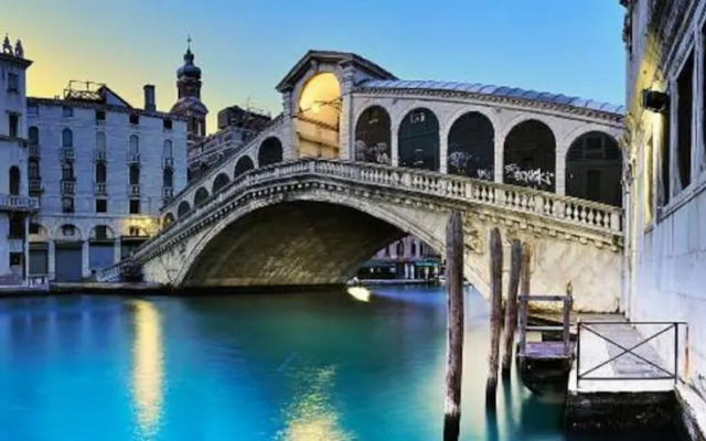 Best Venice Apartments