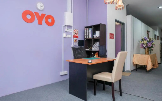 Oyo 90180 Gemilang Hotel Kerteh