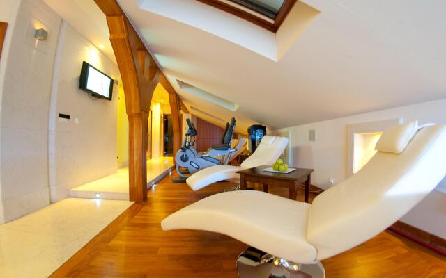 The Bonerowski Palace Boutique Hotel
