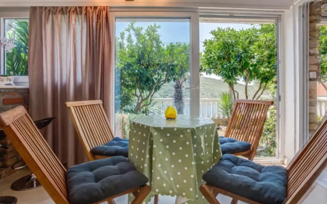 Sea Oasis Apartments - Milosevic
