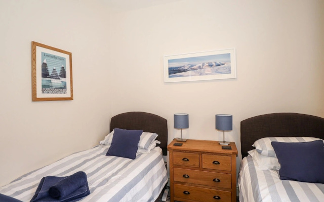 Walla Crag, Royal Oak House