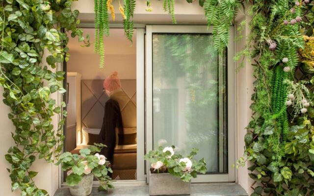 Hotel Longchamp Elysees
