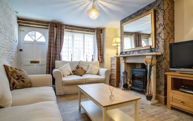 Aelia Cottage, Cirencester