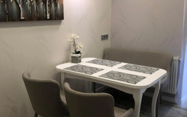 Viktoriya Deluxe Apartment