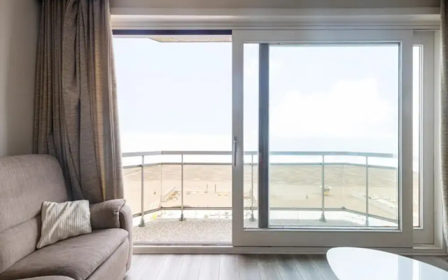 Spacious Apartment in Blankenberg