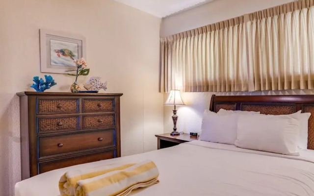 Kaanapali Shores #159 2 Bedroom Condo by RedAwning