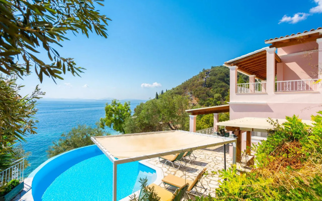 Beach villa Aetos kaminaki Nissaki