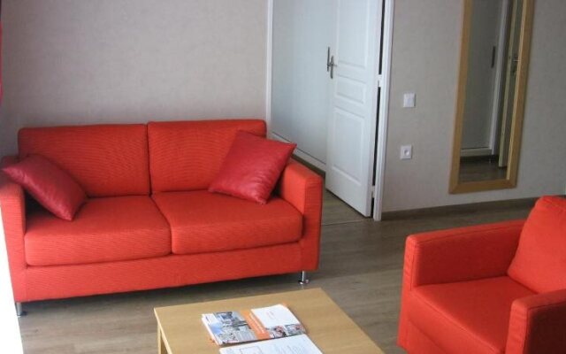 Résidence Services Seniors Domitys - Le Parc Balsan