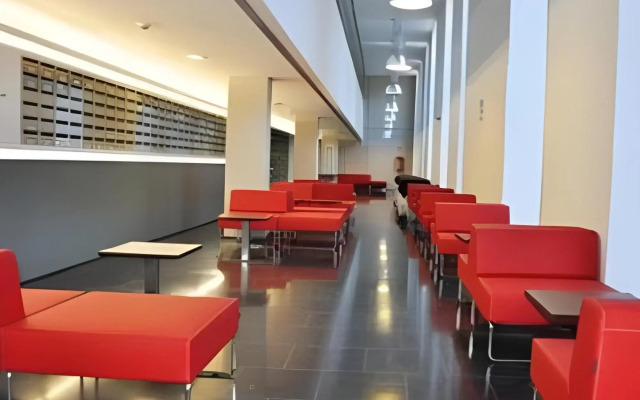 Residencia Universitaria Resa Roberto de Nobili