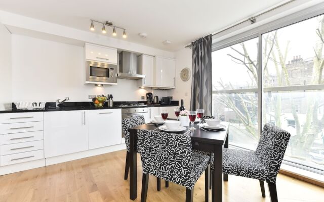 Allen Gardens Apartments