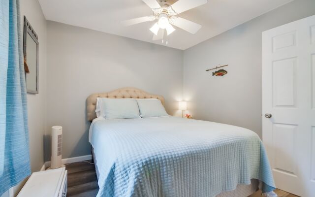 Dock & Furnished Deck: Lakefront Gravois Mills Gem