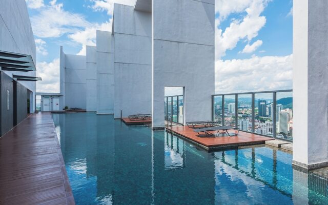 4Pax Studio with Magnificent View PJ SS2