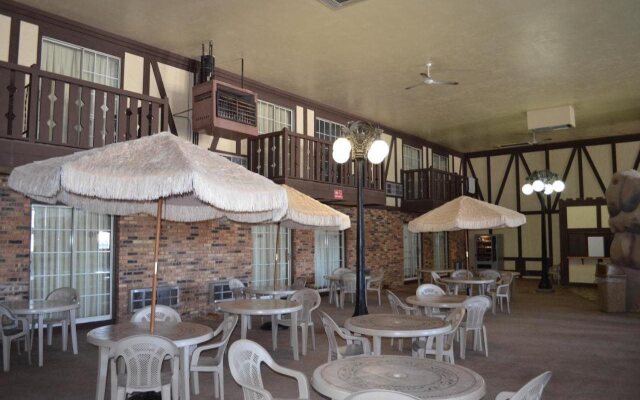 Travelodge Inn & Suites - Muscatine