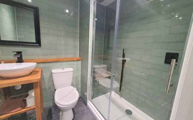 The New County Hotel