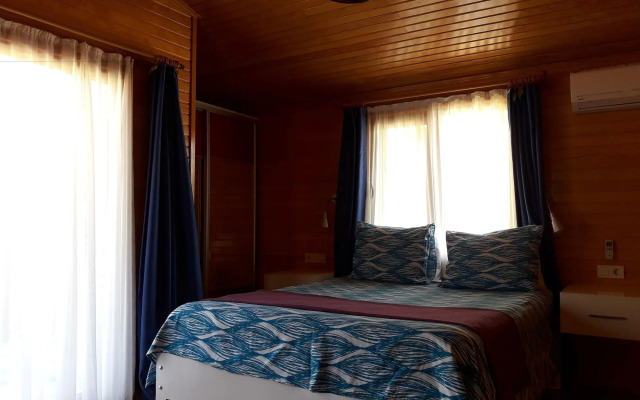 Sunset Boutique Hotel & Apartments