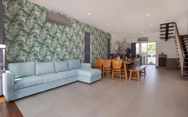Modern 3BR Pool Access Villa Argent 6