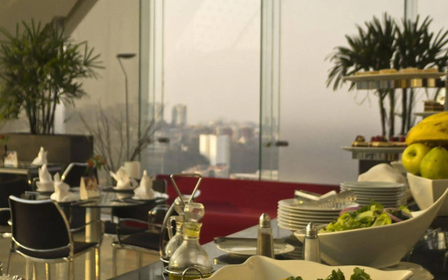 DoubleTree by Hilton Hotel Mexico City Santa Fe