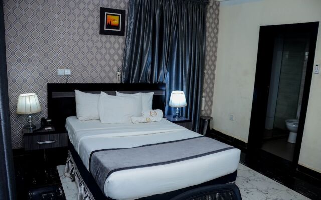 GPinnacle Suites