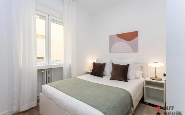 Mit House Latina En Madrid