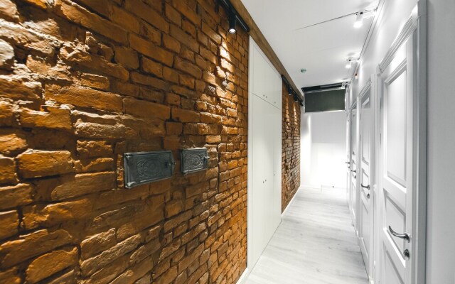 Safe Haven Nevsky 95 - Hostel