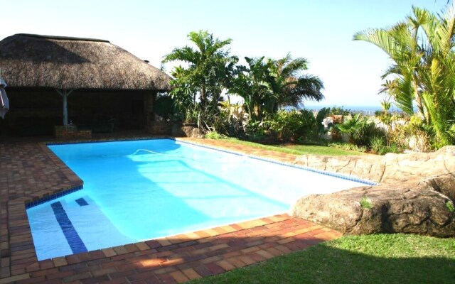 8 Royal Palm Bed & Breakfast