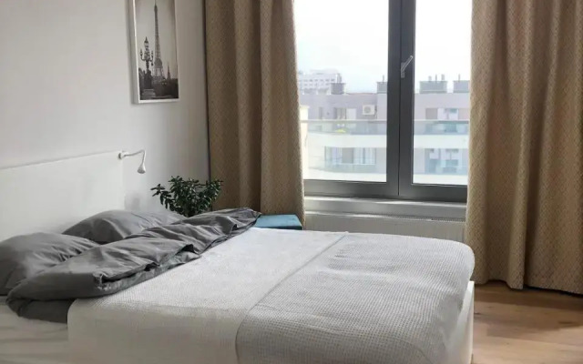 UniQue 106