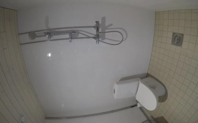 Soolo 7th floor lake view