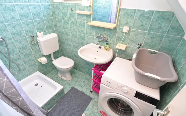 Apartment 623