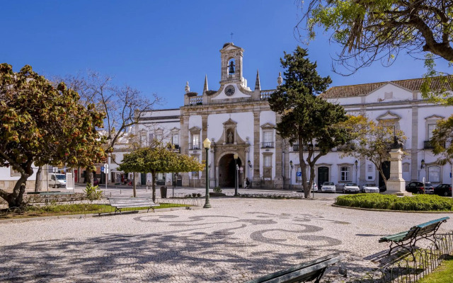 Faro Tradicional House - City center